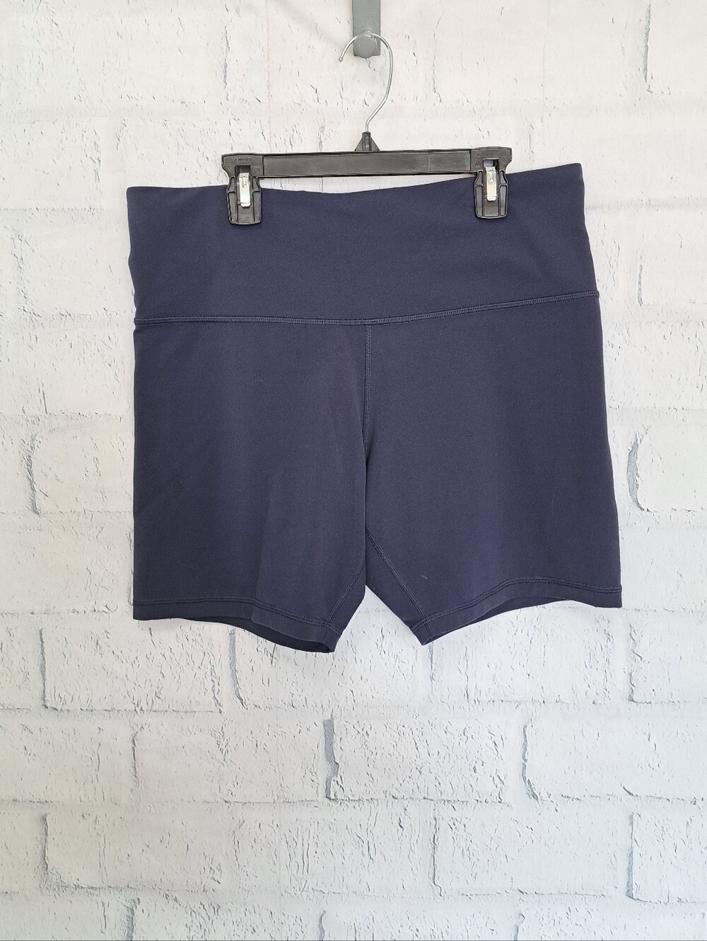 Athleta Navy Gym Shorts - Picture 3 of 7